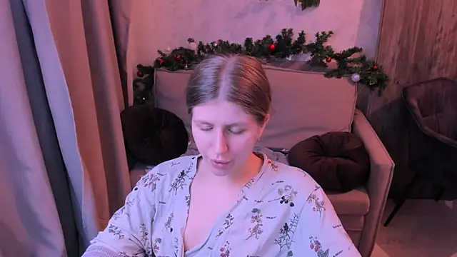 kirraa  online show from 12.19.24