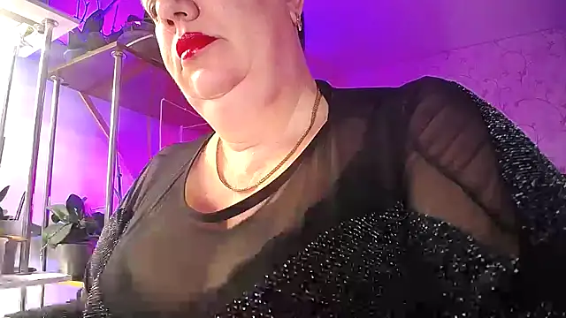  Sweet Woman online show from 01.08.26