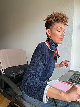 lavaldez online show from 04.08.26