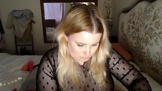 JosieAndYou online show from 04.04.26