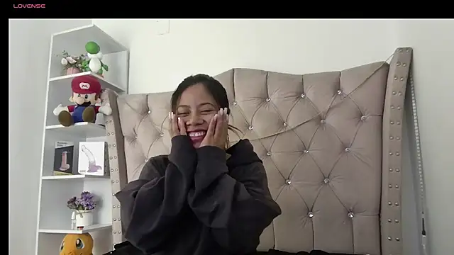 Snapshot of Sweet_Orianaa chatting on 06.21.26 Sweet Orianaa online show from 06.21.26