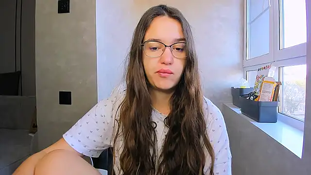 Snapshot of fancy_bunny chatting on 09.30.25 fancy bunny online show from 09.30.25