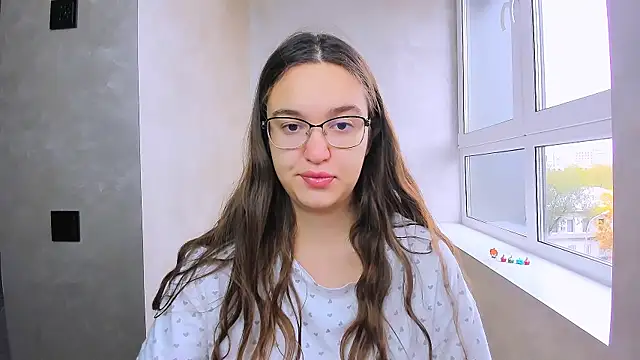 Snapshot of fancy_bunny chatting on 10.13.25 fancy bunny online show from 10.13.25