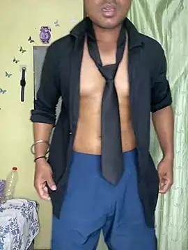 Snapshot of loveboyrp chatting on 02.23.25 loveboyrp online show from 02.23.25