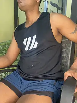 Snapshot of loveboyrp chatting on 11.03.25 loveboyrp online show from 11.03.25