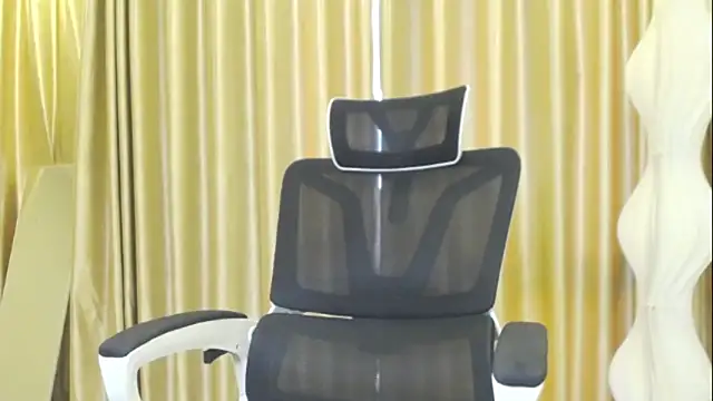 Milk-babier online show from 04.10.26