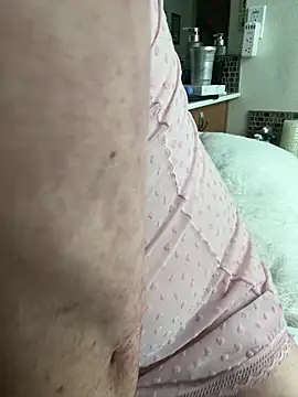 NinasNylonz online show from 02.27.25