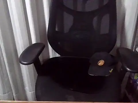 Snapshot of Puleva2 chatting on 02.12.26 Puleva2 online show from 02.12.26