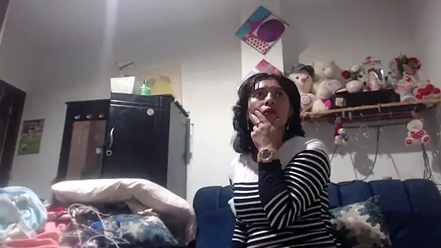 Snapshot of sexy_mary_69 chatting on 10.17.25 sexy mary 69 online show from 10.17.25