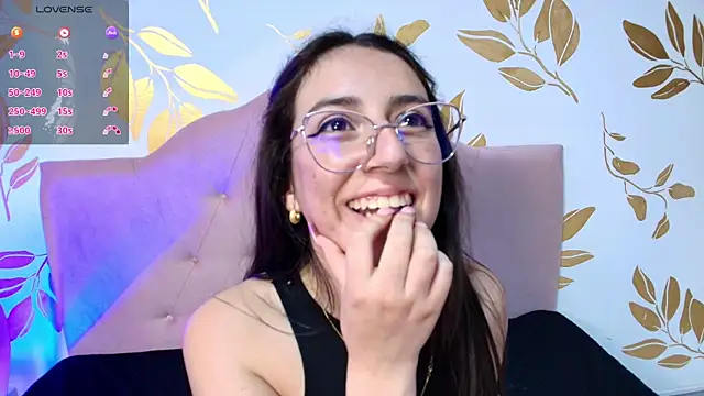 Snapshot of Sweet_Sammy_ chatting on 02.24.25 Sweet Sammy online show from 02.24.25