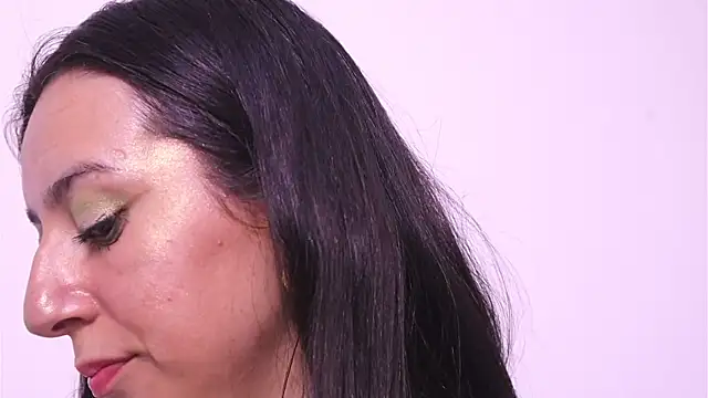 Snapshot of Sweet_Sammy_ chatting on 10.31.25 Sweet Sammy online show from 10.31.25