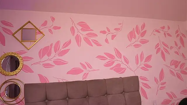 Snapshot of Sweet_Sammy_ chatting on 11.10.25 Sweet Sammy online show from 11.10.25