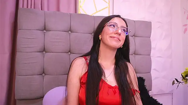 Snapshot of Sweet_Sammy_ chatting on 12.02.25 Sweet Sammy online show from 12.02.25