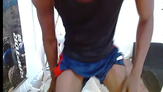 Snapshot of Darick_brown chatting on 03.13.26 Darick brown online show from 03.13.26