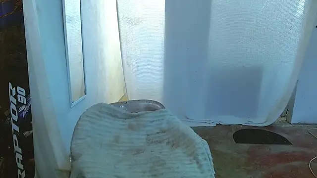 Snapshot of Darick_brown chatting on 03.29.26 Darick brown online show from 03.29.26