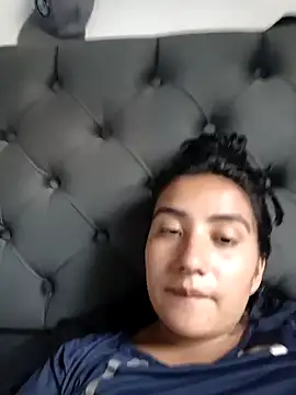 Snapshot of Hellen_Alex chatting on 12.16.24 Hellen Alex online show from 12.16.24
