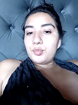 Snapshot of Hellen_Alex chatting on 09.18.25 Hellen Alex online show from 09.18.25