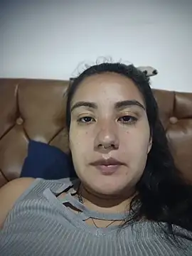 Hellen Alex online show from 04.21.26