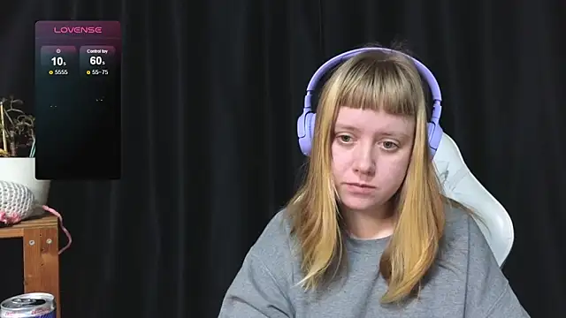 June shy0 online show from 11.28.25