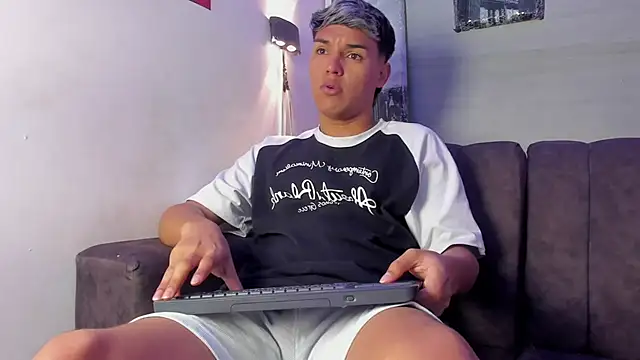 ryan carter08 online show from 10.16.25