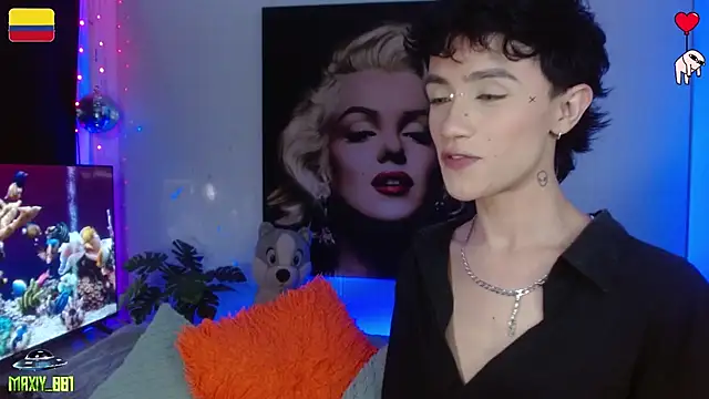 maxiy 001 online show from 07.19.26