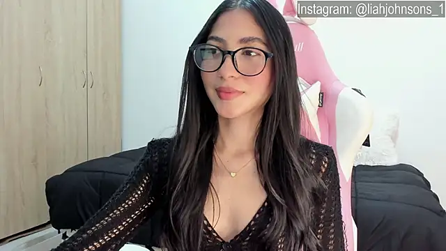 Sweetnaughtygirl  online show from 02.06.25