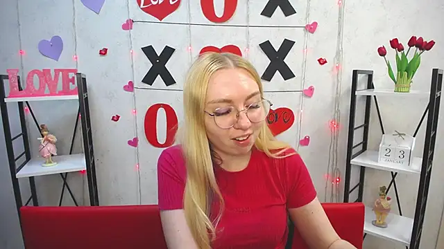 Snapshot of BeatriceFly chatting on 01.23.25 BeatriceFly online show from 01.23.25