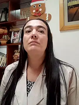 skayhot  online show from 11.20.25