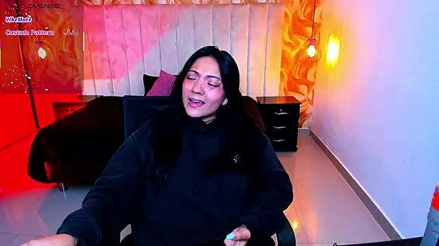 Snapshot of miichael_black chatting on 06.25.26 miichael black online show from 06.25.26