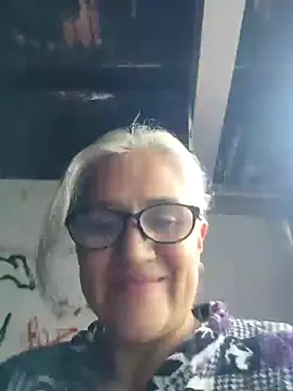 Edged Hot69 online show from 12.18.24