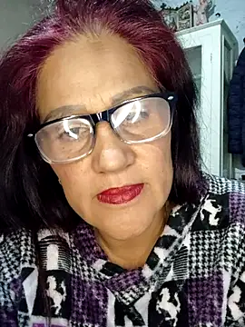 Edged Hot69 online show from 11.19.25