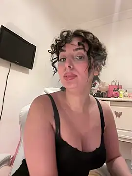 Snapshot of Hot_malak chatting on 02.24.25 Hot malak online show from 02.24.25