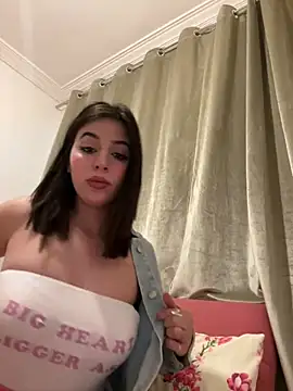 Snapshot of Hot_malak chatting on 02.27.25 Hot malak online show from 02.27.25
