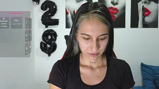 tammyandrade  online show from 10.04.25