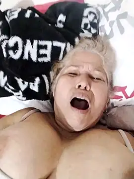 girl amada online show from 11.08.25