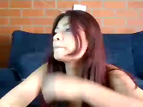 Snapshot of hanna_beili chatting on 02.07.25 hanna beili online show from 02.07.25