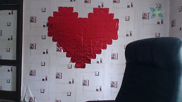 Snapshot of TasyaBigTTs chatting on 03.02.25 TasyaBigTTs online show from 03.02.25