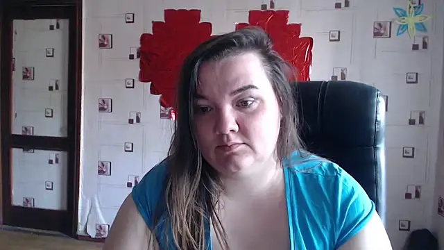 Snapshot of TasyaBigTTs chatting on 03.10.25 TasyaBigTTs online show from 03.10.25