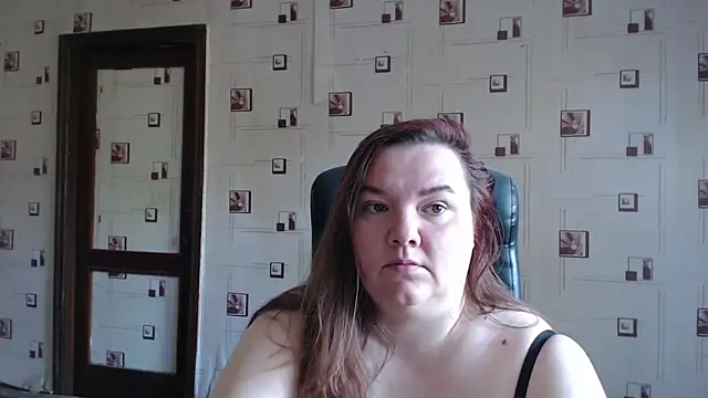 Snapshot of TasyaBigTTs chatting on 09.27.25 TasyaBigTTs online show from 09.27.25