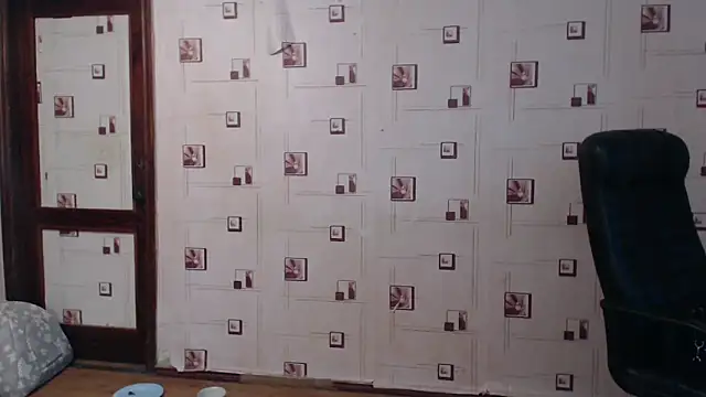 Snapshot of TasyaBigTTs chatting on 11.28.25 TasyaBigTTs online show from 11.28.25