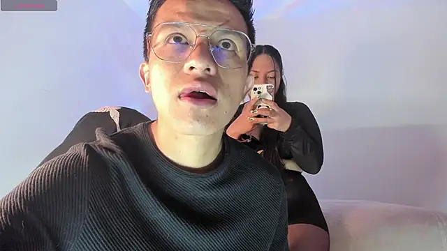 Snapshot of emiily15__ chatting on 11.30.25 emiily15 online show from 11.30.25