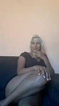 Snapshot of Goodgirlsue_77 chatting on 01.29.25 Goodgirlsue 77 online show from 01.29.25