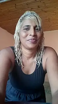 Snapshot of Goodgirlsue_77 chatting on 01.31.25 Goodgirlsue 77 online show from 01.31.25