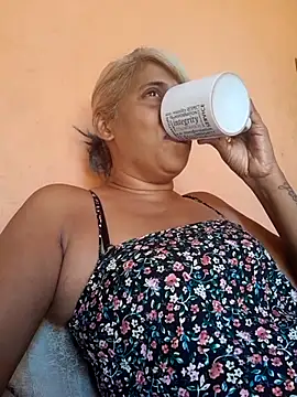 Goodgirlsue 77 online show from 03.19.26