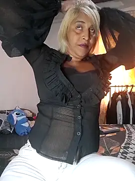 Goodgirlsue 77 online show from 05.10.26