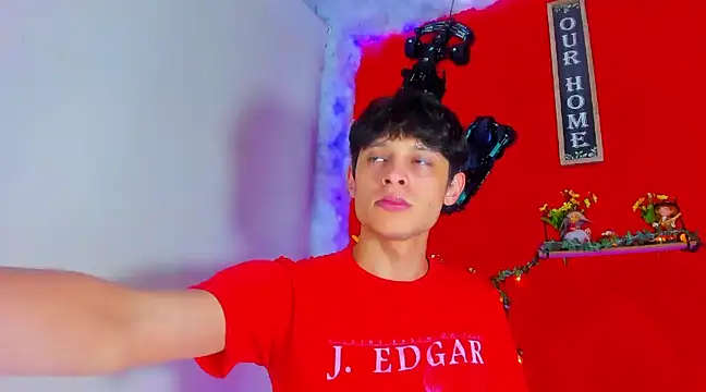 LilOwen  online show from 03.15.25