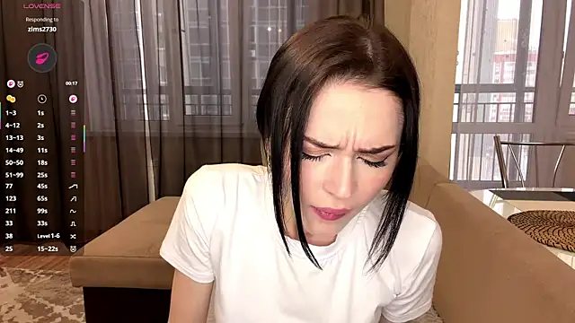 Snapshot of ElgaBlumer chatting on 01.08.26 ElgaBlumer online show from 01.08.26