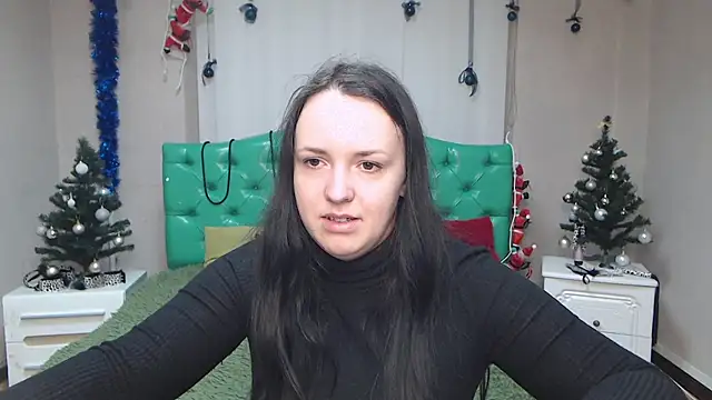 IsabelBlackberry online show from 12.27.24