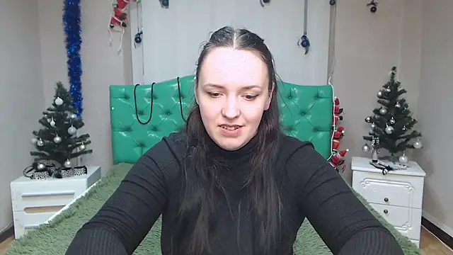 IsabelBlackberry online show from 12.28.24