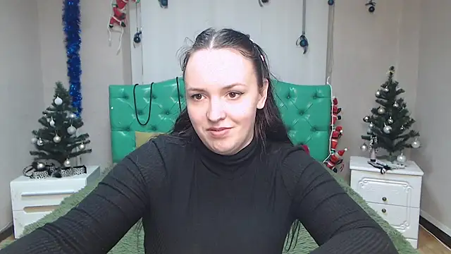 IsabelBlackberry online show from 12.28.24